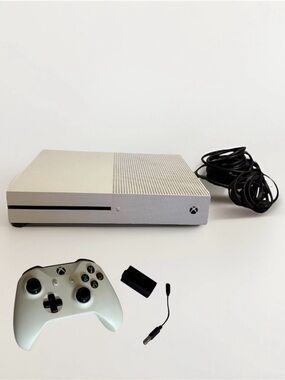 Microsoft Xbox One S Console Bundle - Controller, Rechargeable Battery, Cables